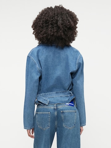 KARL LAGERFELD JEANS - Casaco meia-estação em azul