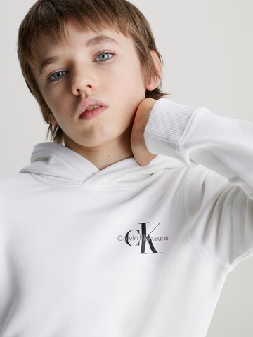 Sweat Calvin Klein Jeans en blanc