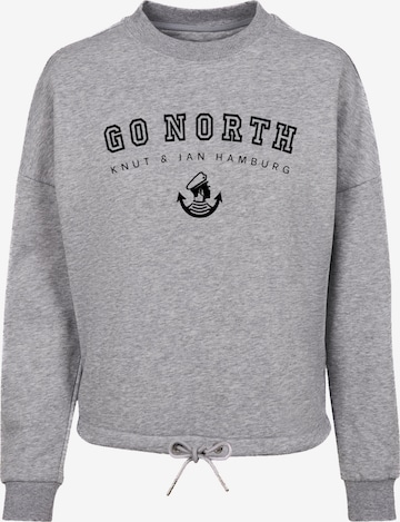 F4NT4STIC Sweatshirt 'Go North Knut & Jan Hamburg' in Grey: front