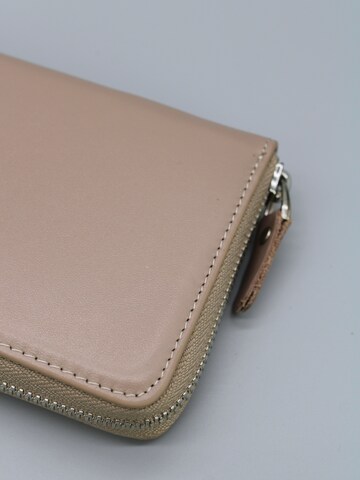 Adel Bags Portemonnee 'Hilda' in Bruin