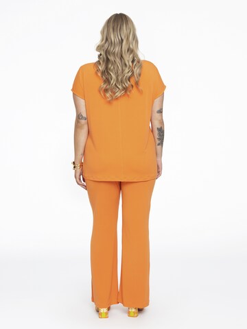 Yoek Bootcut Broek in Oranje