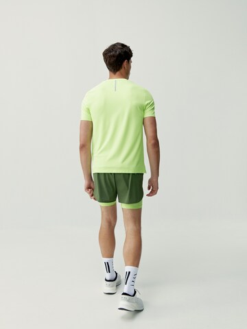 Born Living Yoga Performance Shirt 'Nadym' in Green