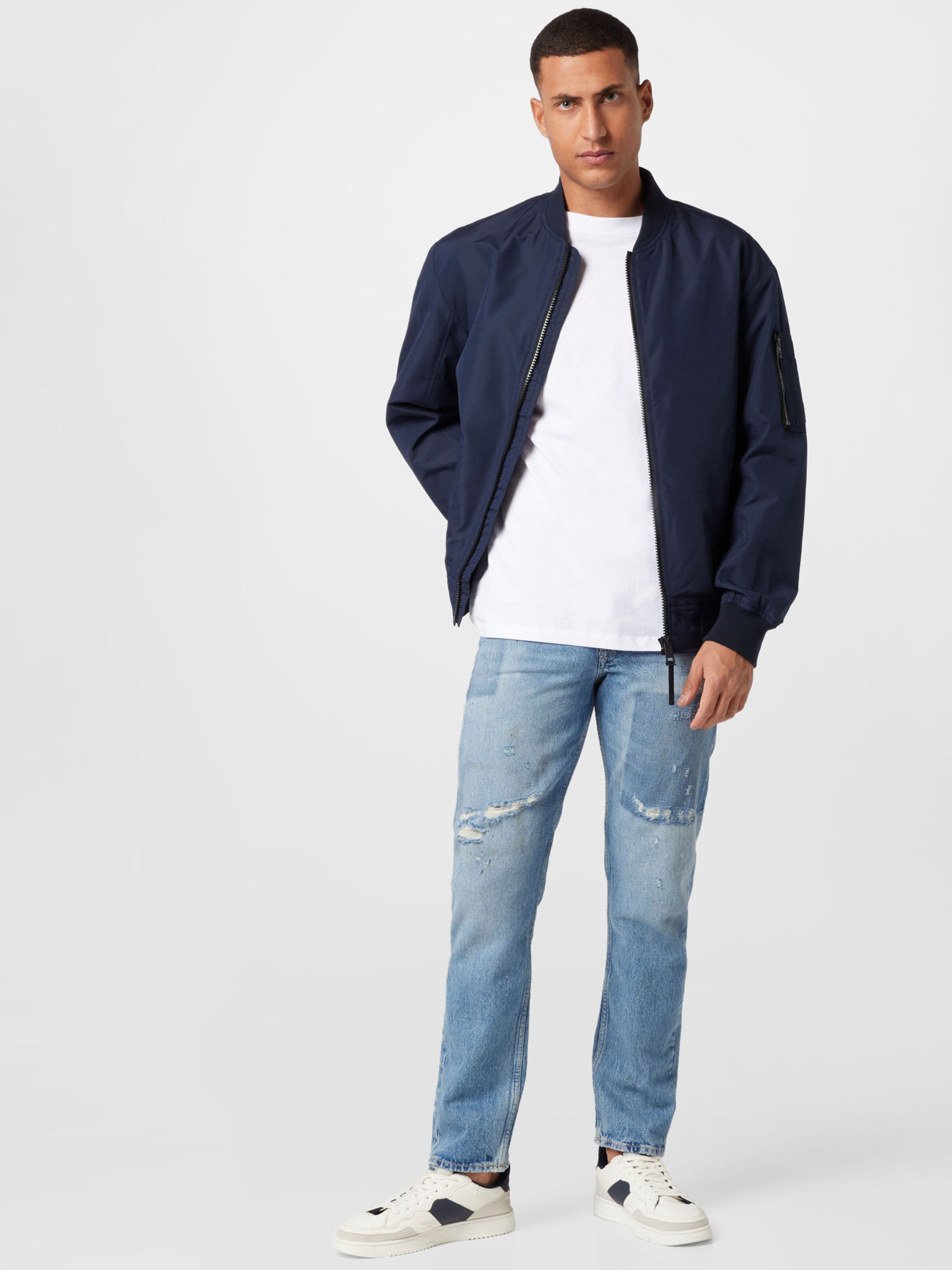 Männer Shirts JACK & JONES T-Shirt 'BRINK' in Weiß - IR58724 Männer Shirts JACK & JONES T-Shirt 'BRINK' in Weiß - IR58724