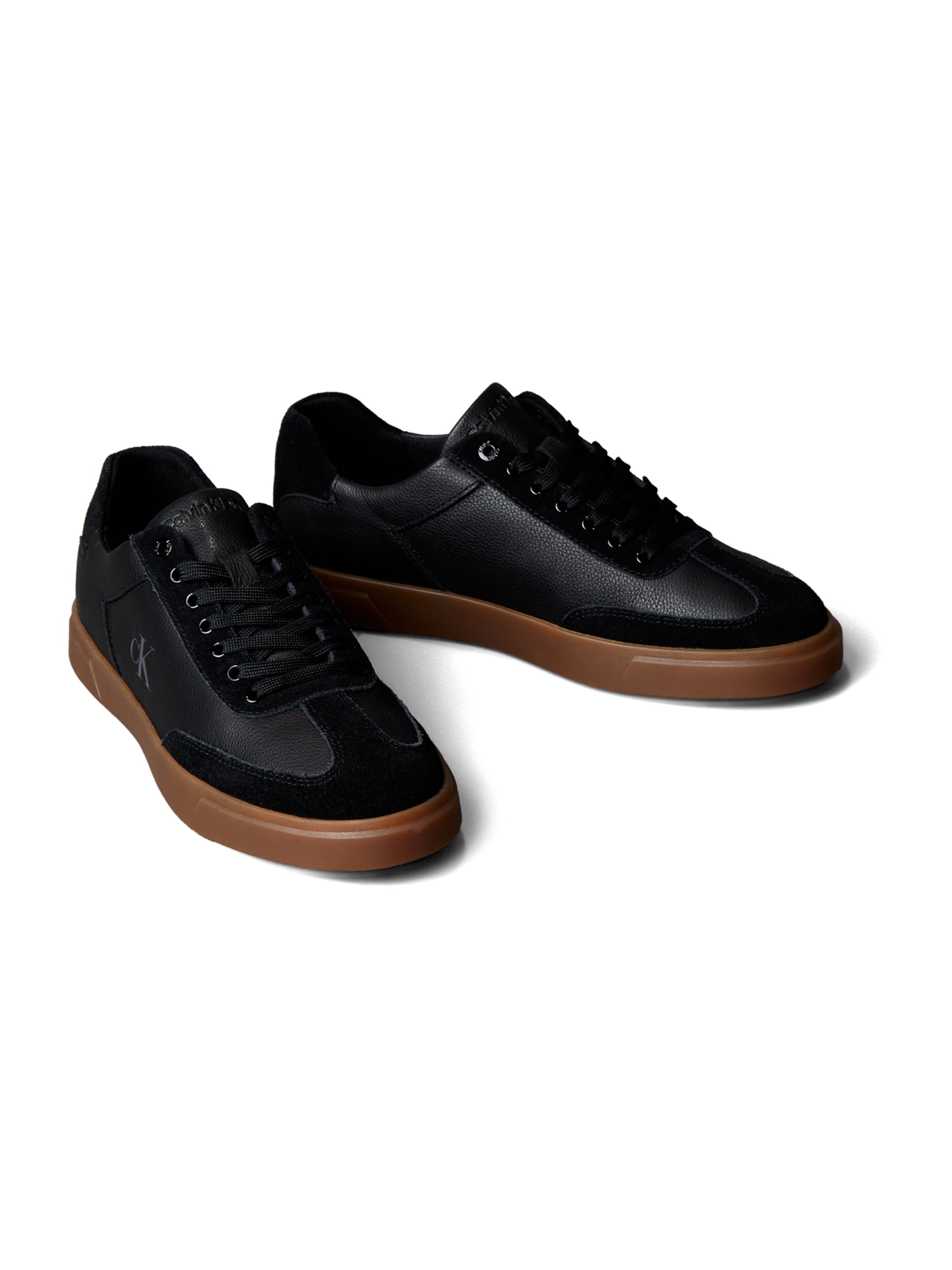 Calvin Klein Sapatilhas baixas em cinzento / preto, Vista do artigo