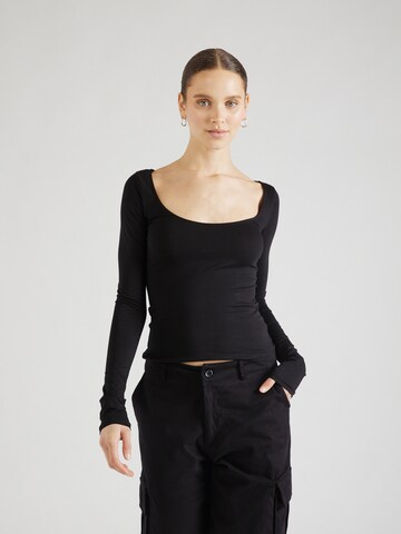 WEEKDAY Shirt in Black: front