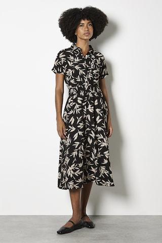 Apricot Dress ' ' in Green: front