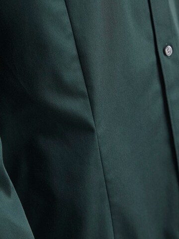 žalia JACK & JONES Priglundantis modelis Marškiniai 'PARMA'