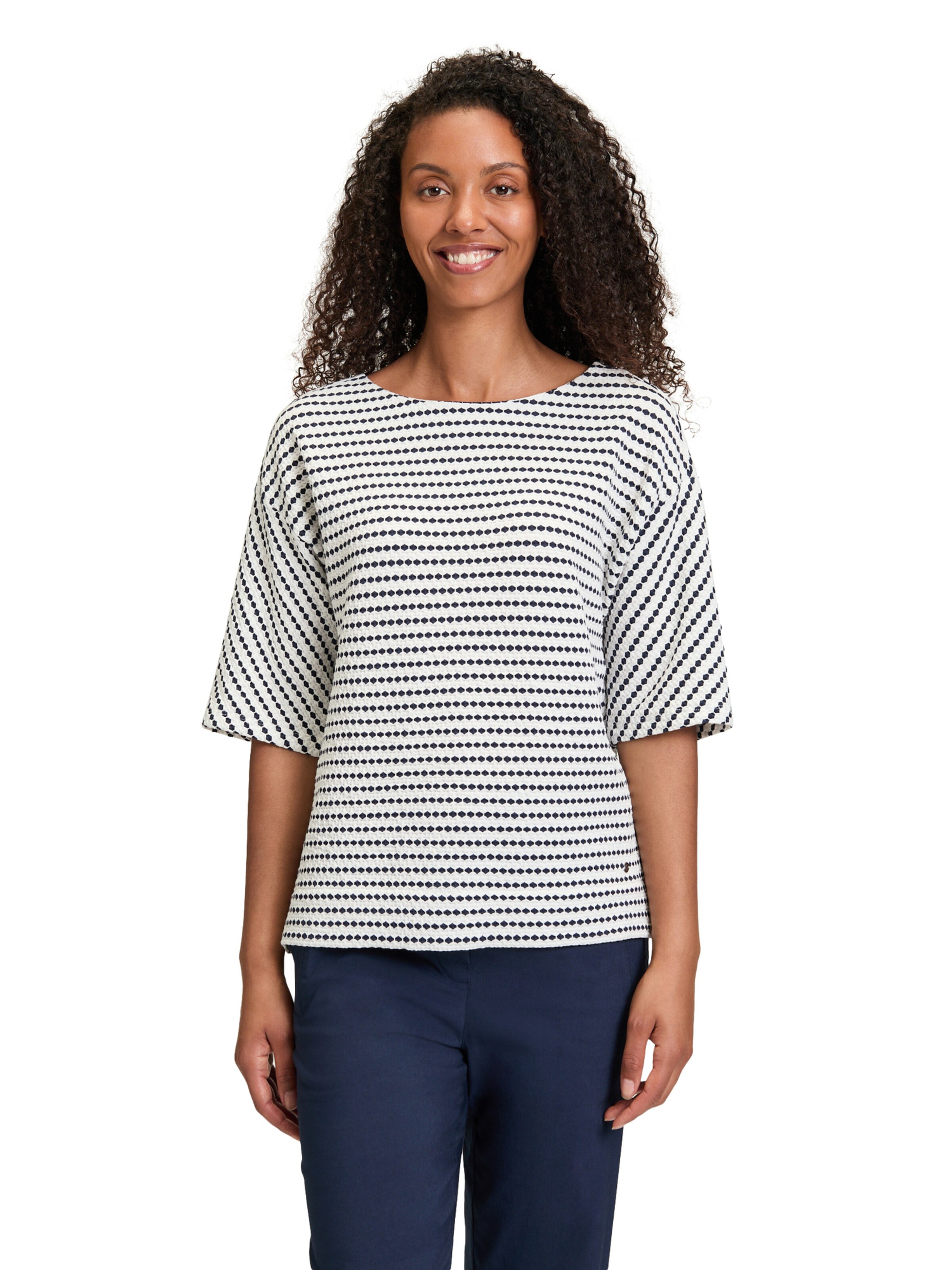 Betty & Co Sweater in Black: front