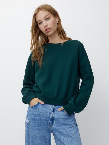 Bluză de molton de la Pull&Bear pe verde: față