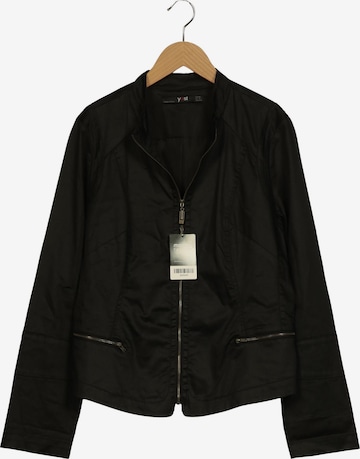 YEST Jacke XXL in Schwarz: Vorderseite