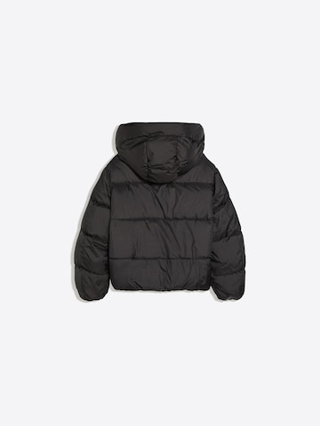 Bershka Jacke in Schwarz