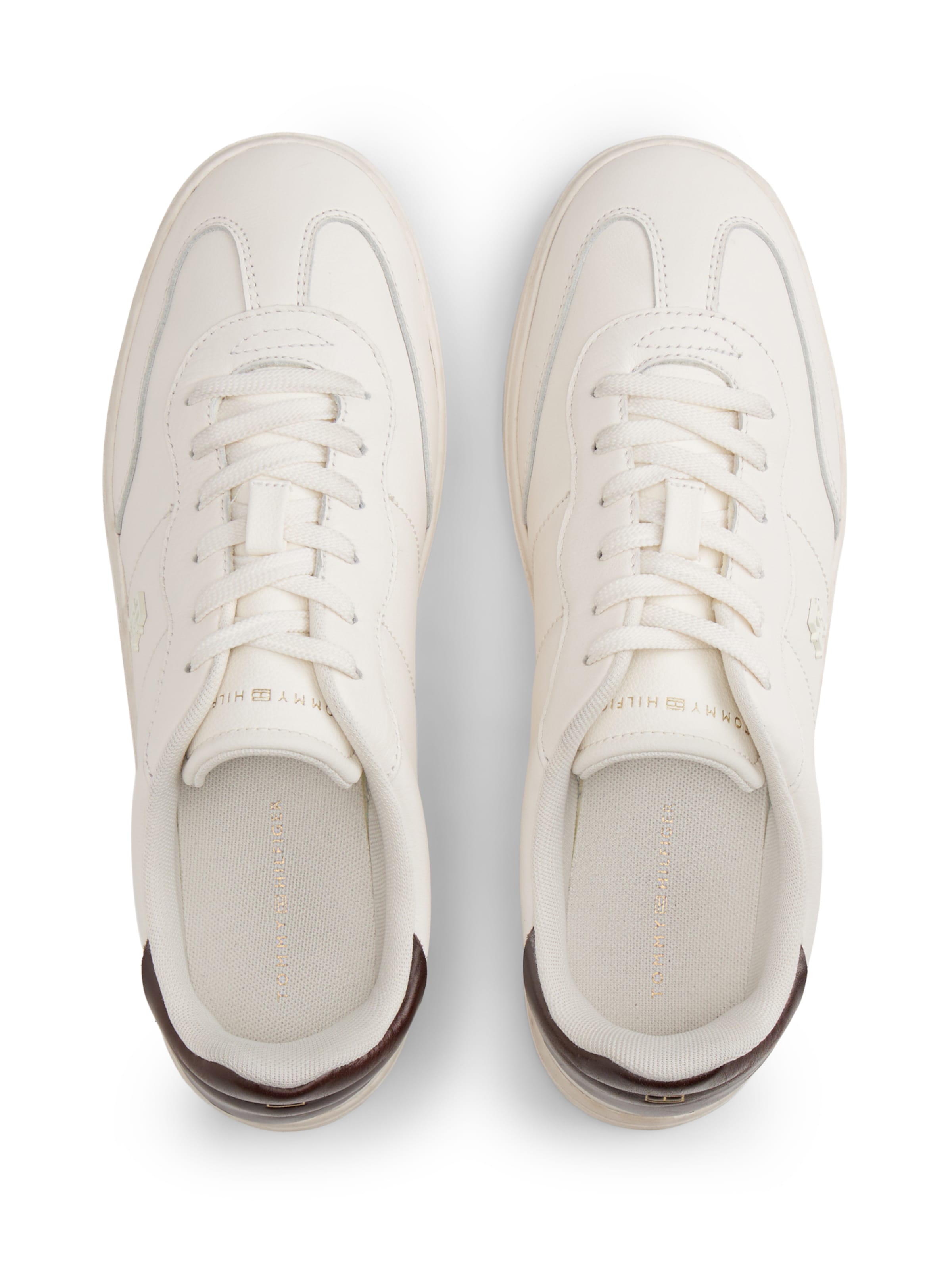 TOMMY HILFIGER Rövid szárú sportcipők 'HERITAGE' - fehér