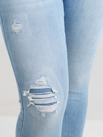 ONLY Carmakoma - Skinny Vaquero 'CARPOWER' en azul