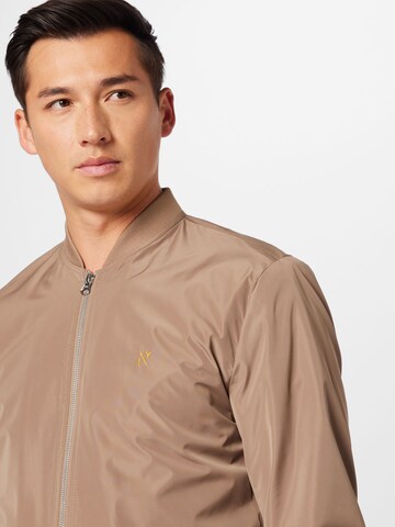 NOWADAYS Between-Season Jacket in Beige