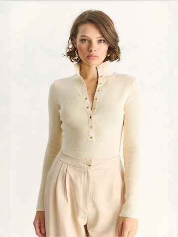 Bianco Lucci Trui in Beige: voorkant