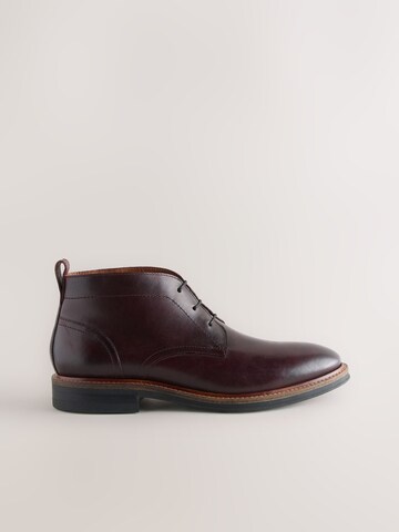 Next - Botines chukka en rojo