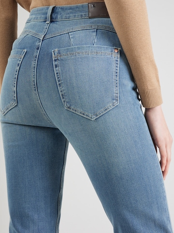 Slimfit Jeans di Marks & Spencer in blu