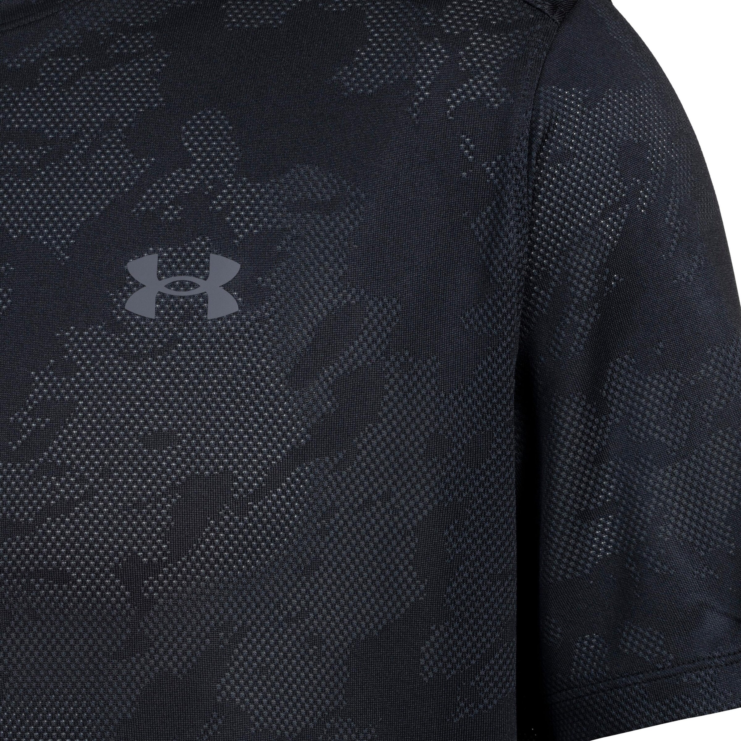 UNDER ARMOUR Performance Shirt in Black