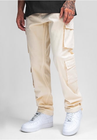 Dropsize Regular Cargo Pants in Beige: front