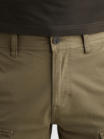 PME Legend Regular Trousers 'Clearwing regular fit cargo shorts' in Green