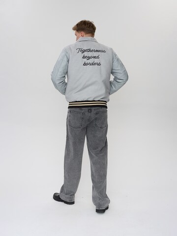 Dxnmxrk Collegejacke 'DXGeert' in Grau
