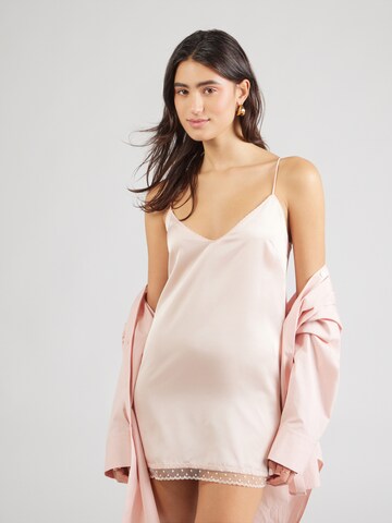 ETAM Νεγκλιζέ 'PLUME' σε ροζ: μπροστά