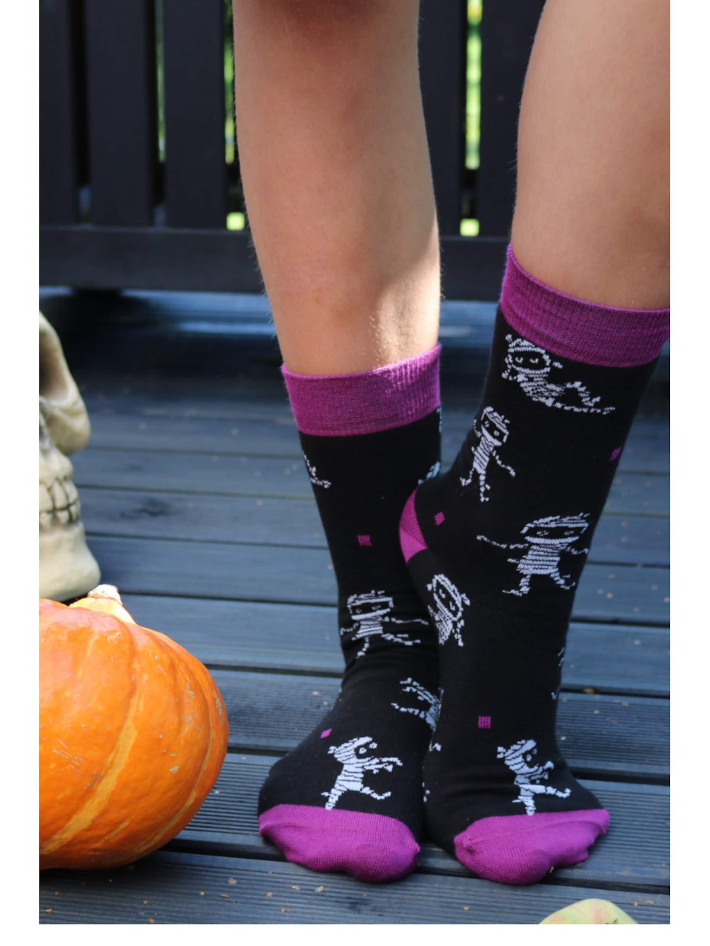 Chaussettes ''MUMMY black halloween socks'' Sokisahtel en noir