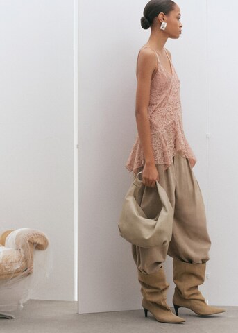 MANGO Schultertasche 'Nina' in Beige
