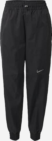 Tapered Pantaloni di Nike Sportswear in nero: frontale