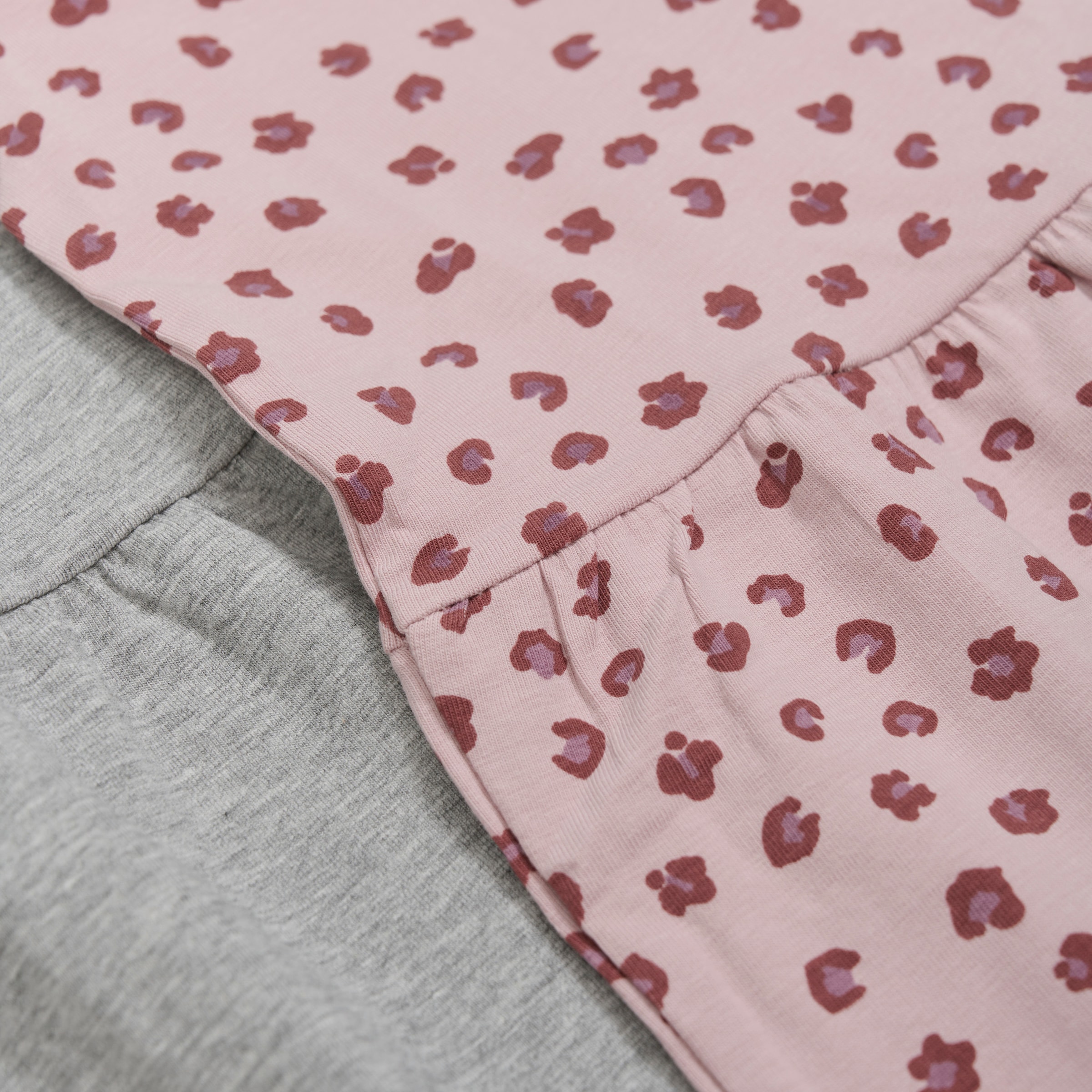 MINYMO - Vestido em cinzento