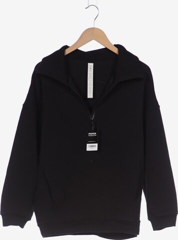 Lululemon Sweatshirt & Zip-Up Hoodie in XS in Black: front