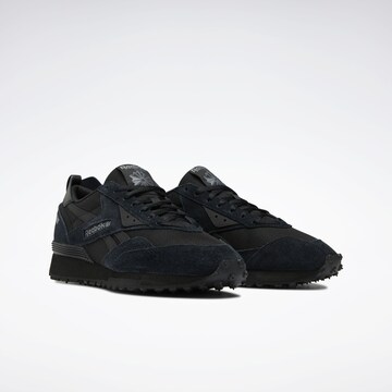 Reebok Sneaker ' LX 2200 ' in Schwarz