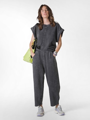 DEHA Sweatshirt in Schwarz