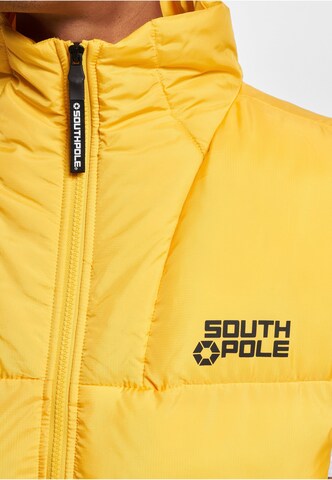 SOUTHPOLE Bodywarmer '1.0' in Geel