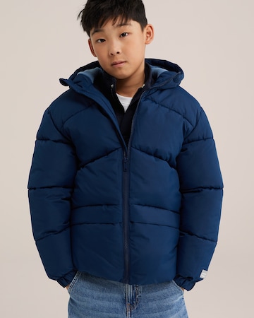 WE Fashion Преходно яке в синьо: отпред
