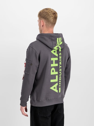 ALPHA INDUSTRIES Sweatshirt 'Backprint'‌‌‌‌‌ in Grau