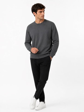 Ramsey Sweater in Grey