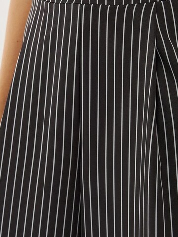 Wide Leg Pantalon à pince Hiccup en noir