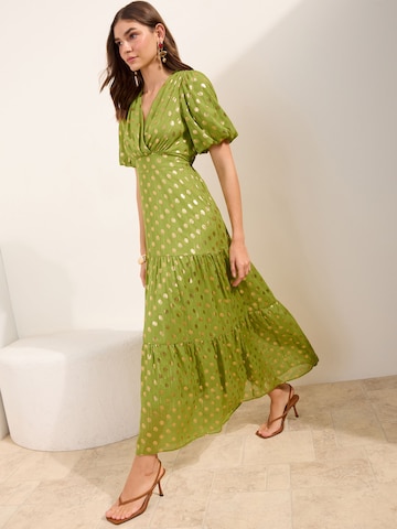 Robe Friends Like These en vert