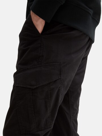 TOM TAILOR DENIM Tapered Cargo nadrágok - fekete