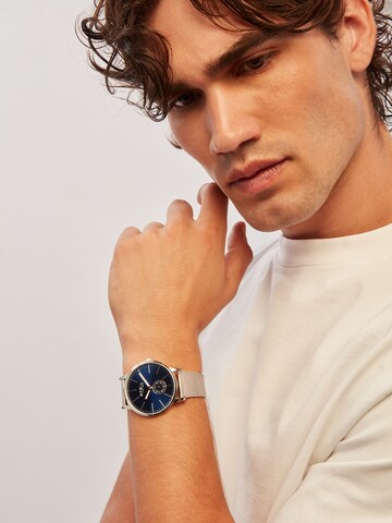 Breil Uhr 'Avery' in Blau: Vorderseite