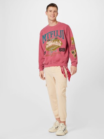 BDG Urban Outfitters - Sweatshirt em vermelho