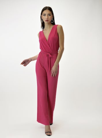 Elara Jumpsuit in Roze: voorkant
