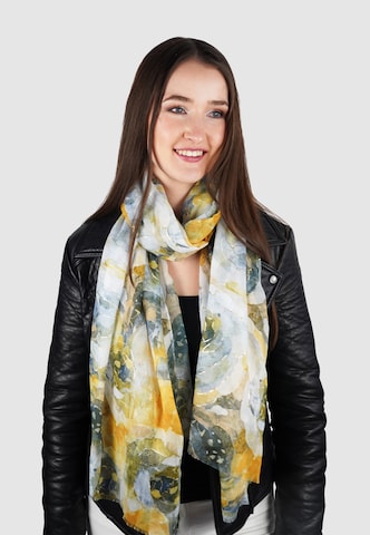 HARPA Scarf in Green: front