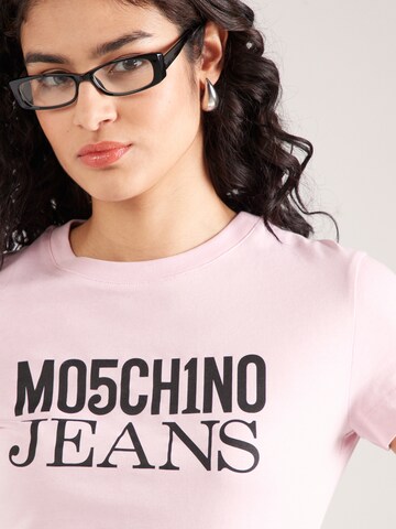 Maglietta di Moschino Jeans in rosa