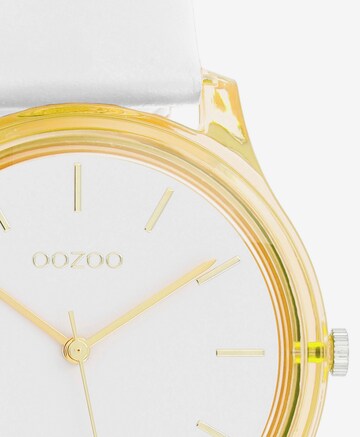 OOZOO Analog Watch in White