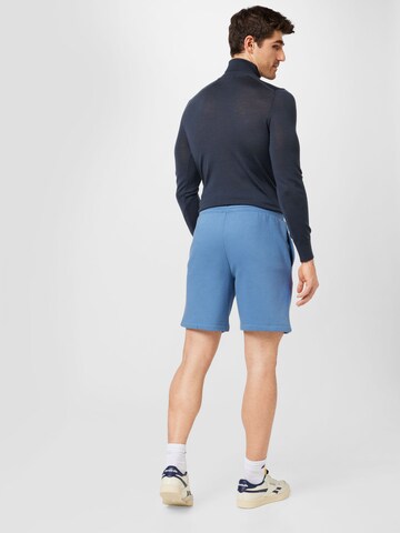 GAP Regular Shorts in Blau