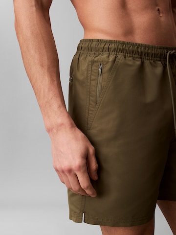 Calvin Klein Swimwear Regular Zwemshorts in Groen