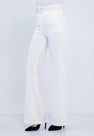 Giorgio di Mare Flared Pleat-Front Pants 'Raffaela' in White