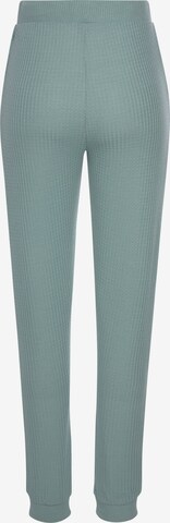 s.Oliver Широка кройка Панталон пижама в зелено